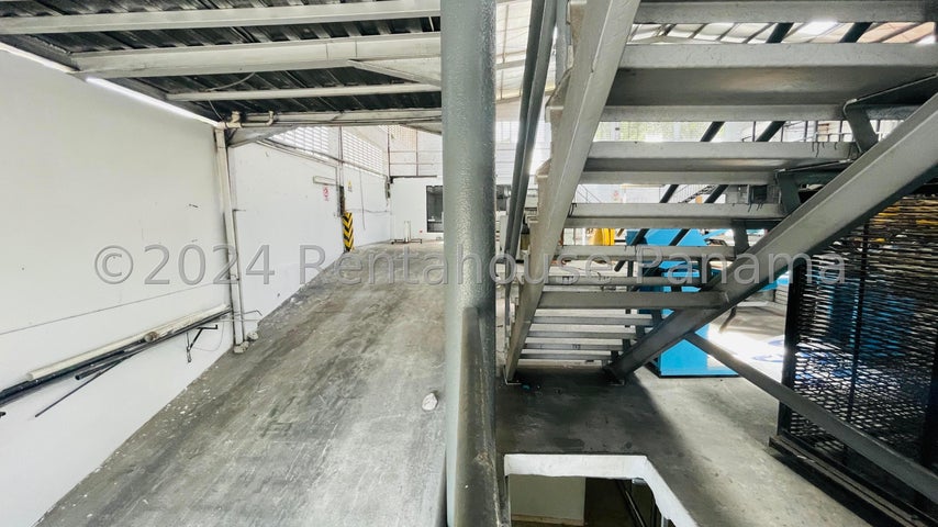 Exclusive Warehouse - Galera en Pueblo Nuevo